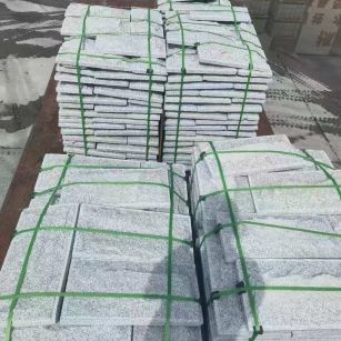 山西 芝麻白蘑菇石装车出货