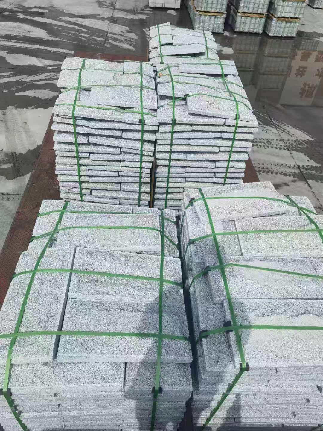 山西 芝麻白蘑菇石装车出货