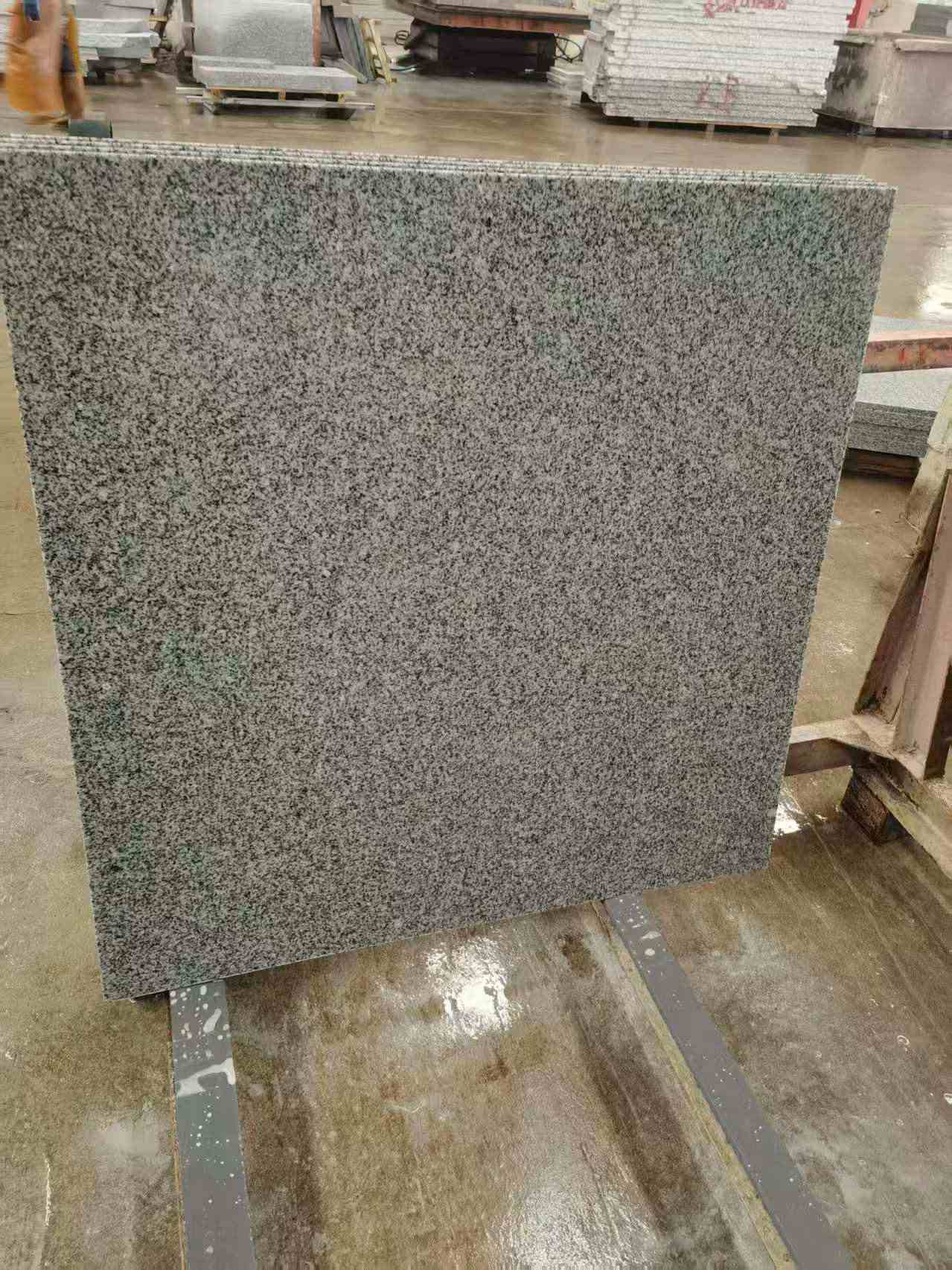 山西 芝麻白光面900*900，高地铁标准