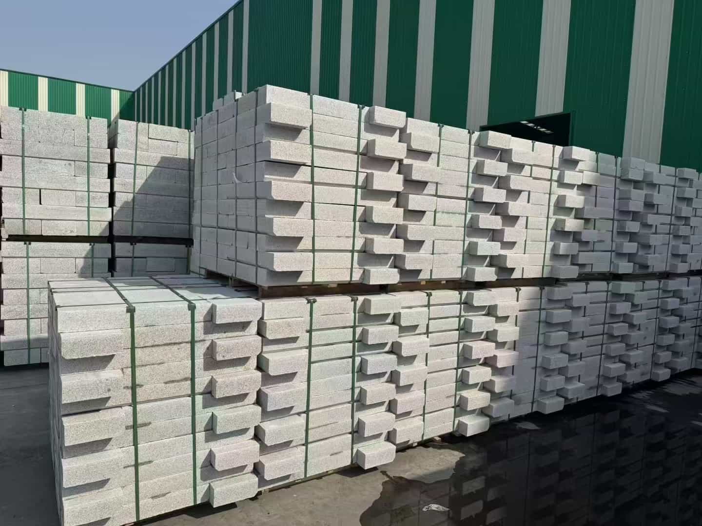 山西芝麻白路沿石