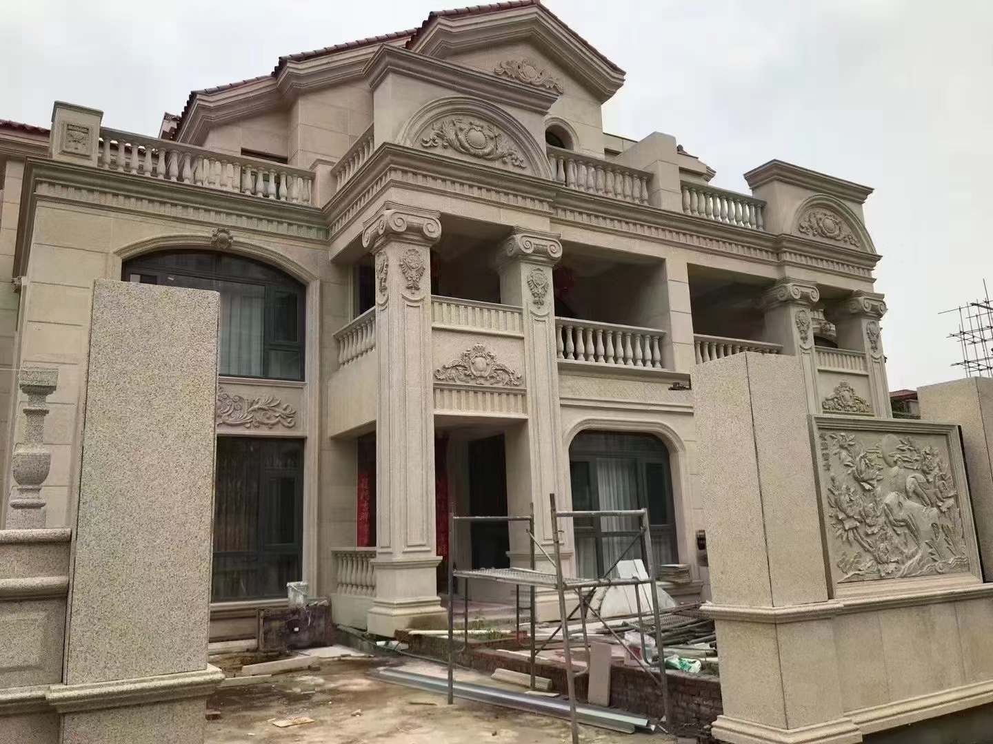 山西黄金麻别墅外墙安装效果