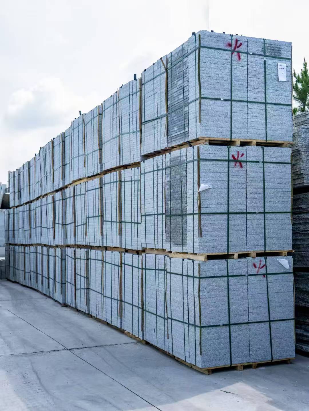 山西 芙蓉白3公分火烧地铺成品300*600