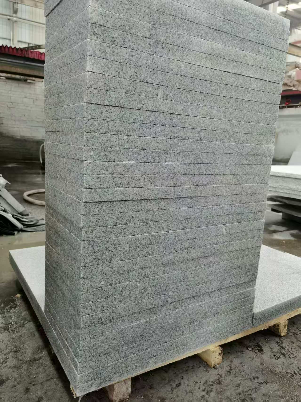 山西 花岗岩 地铺成品300*600，尺寸标准、厚薄均匀